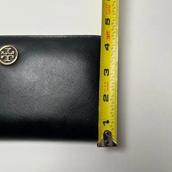 Tory Burch Wallet Womens Snap Closure Black Saffiano Leather Gold Logo 4.5"x8.5" - Picture 7 of 7